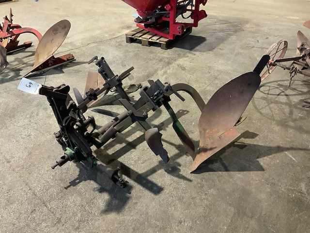 1962 bernard krone awde wentelploeg - afbeelding 1 van  4