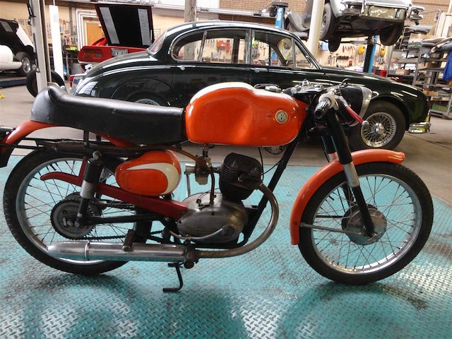 1962 beta urano 125 sport | italian classic motorcycle - afbeelding 8 van  12