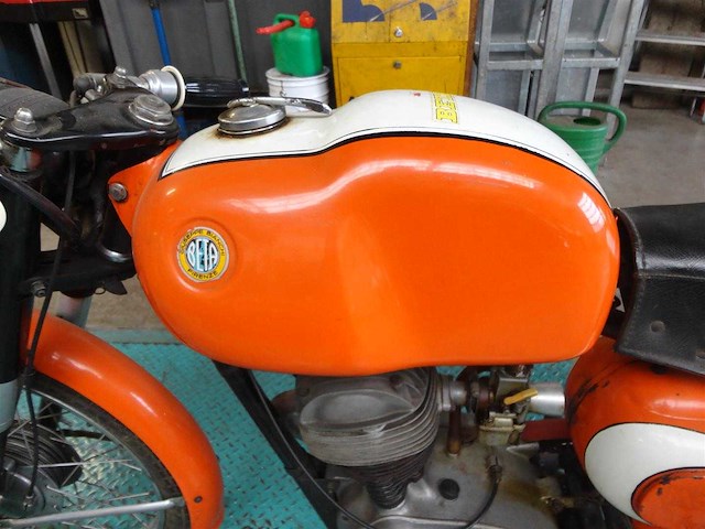 1962 beta urano 125 sport | italian classic motorcycle - afbeelding 12 van  12