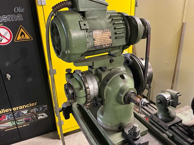 1962 g. vilar 105d universele gereedschapsslijpmachine - afbeelding 13 van  31