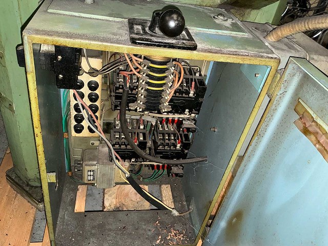 1962 g. vilar 105d universele gereedschapsslijpmachine - afbeelding 22 van  31