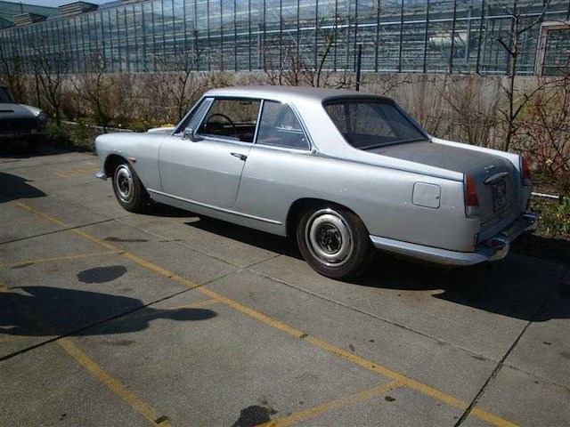 1962 lancia flaminia pf coupe | italian classic grand tourer - afbeelding 10 van  33