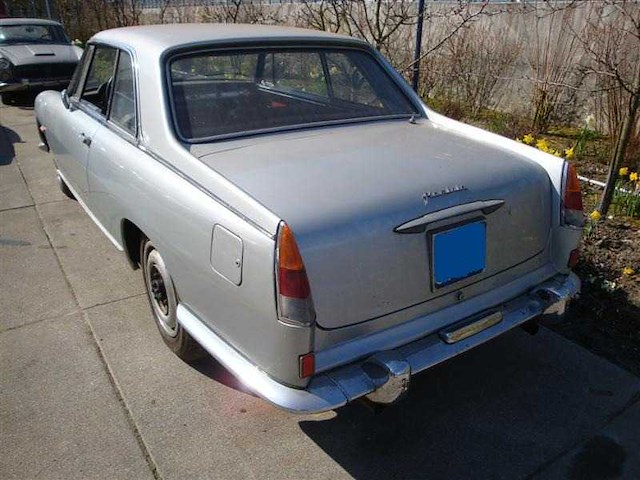 1962 lancia flaminia pf coupe | italian classic grand tourer - afbeelding 21 van  33