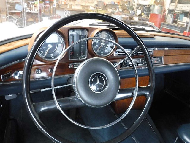 1962 mercedes-benz 300 se coupe (w112) | german luxury coupe - afbeelding 18 van  58