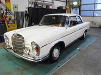 1962 mercedes-benz 300 se coupe (w112) | german luxury coupe - afbeelding 24 van  58