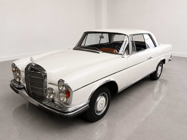 1962 mercedes-benz 300 se coupe (w112) | german luxury coupe - afbeelding 57 van  58
