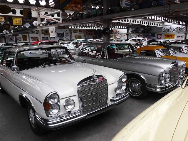 1962 mercedes-benz 300 se coupe (w112) | german luxury coupe - afbeelding 30 van  58