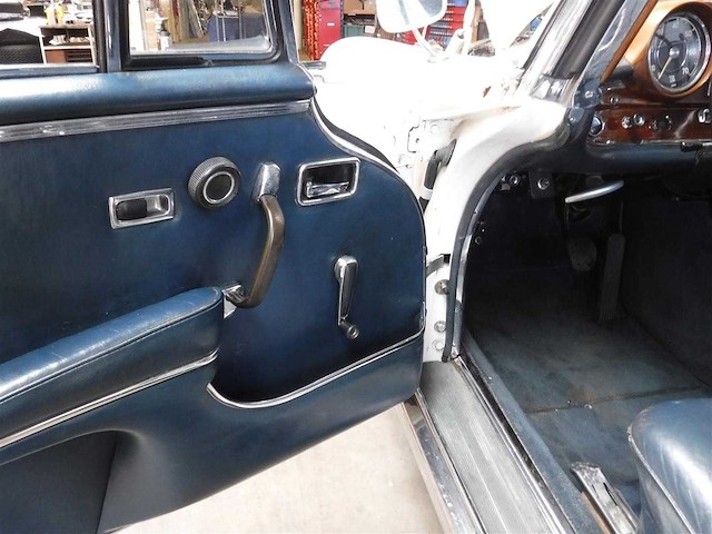 1962 mercedes-benz 300 se coupe (w112) | german luxury coupe - afbeelding 40 van  58