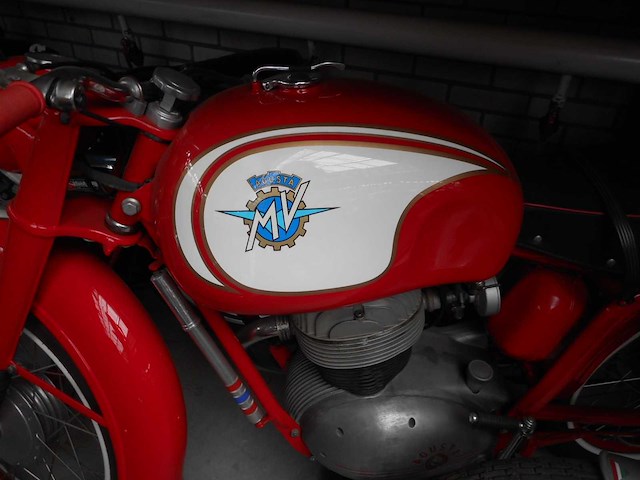 1962 mv agusta 175cc | italian classic motorcycle - afbeelding 17 van  29