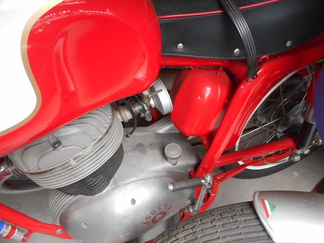 1962 mv agusta 175cc | italian classic motorcycle - afbeelding 24 van  29
