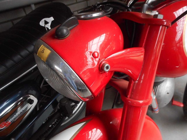 1962 mv agusta 175cc | italian classic motorcycle - afbeelding 29 van  29
