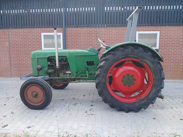 1963 deutz d55 oldtimer tractor - afbeelding 1 van  18