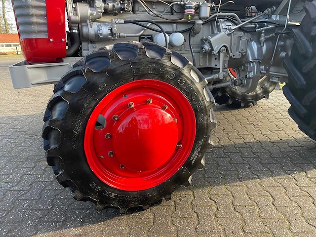 1963 massey ferguson 97 4wd oldtimer tractor - afbeelding 19 van  69