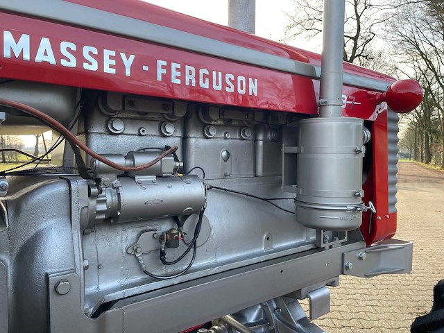 1963 massey ferguson 97 4wd oldtimer tractor - afbeelding 33 van  69
