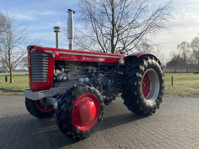 1963 massey ferguson 97 4wd oldtimer tractor - afbeelding 1 van  69
