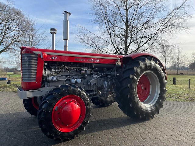 1963 massey ferguson 97 4wd oldtimer tractor - afbeelding 15 van  69
