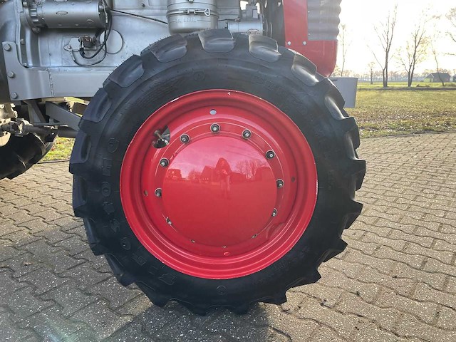 1963 massey ferguson 97 4wd oldtimer tractor - afbeelding 19 van  69