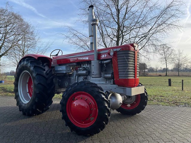 1963 massey ferguson 97 4wd oldtimer tractor - afbeelding 21 van  69