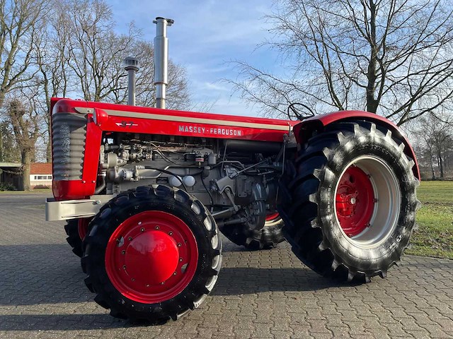 1963 massey ferguson 97 4wd oldtimer tractor - afbeelding 53 van  69