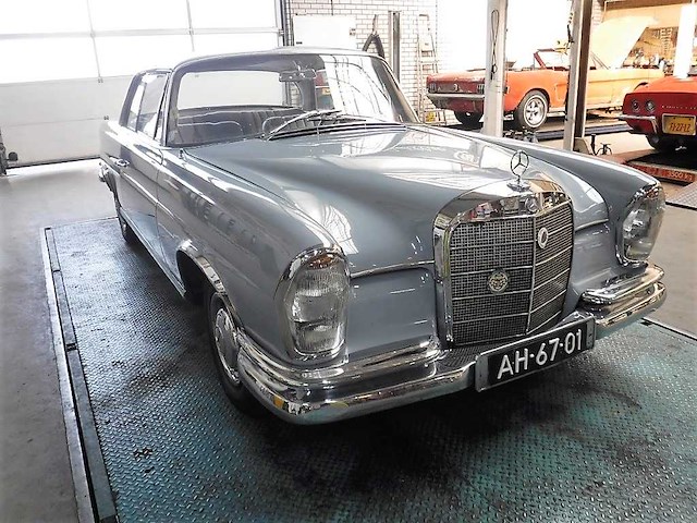 1963 mercedes-benz 220 se coupe | german classic luxury coupe - afbeelding 83 van  101