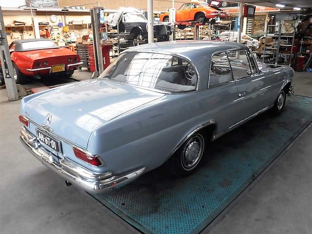 1963 mercedes-benz 220 se coupe | german classic luxury coupe - afbeelding 86 van  101