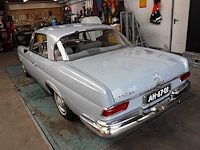 1963 mercedes-benz 220 se coupe | german classic luxury coupe - afbeelding 12 van  77