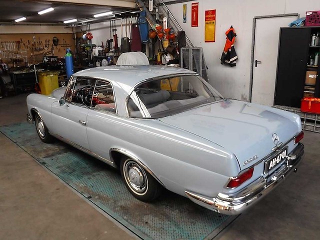 1963 mercedes-benz 220 se coupe | german classic luxury coupe - afbeelding 14 van  77