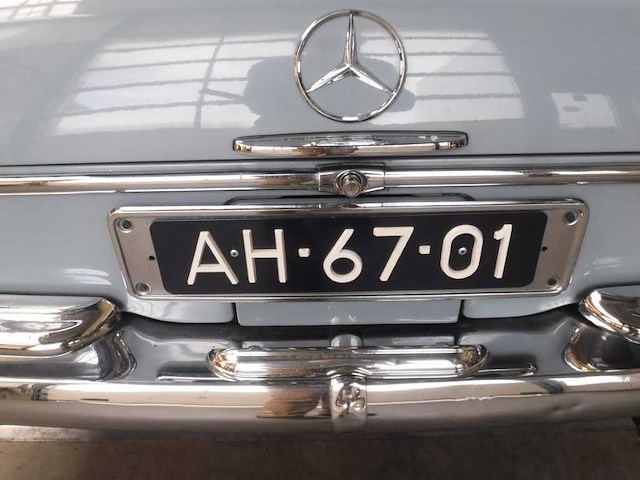 1963 mercedes-benz 220 se coupe | german classic luxury coupe - afbeelding 17 van  77