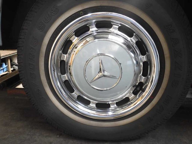1963 mercedes-benz 220 se coupe | german classic luxury coupe - afbeelding 49 van  77