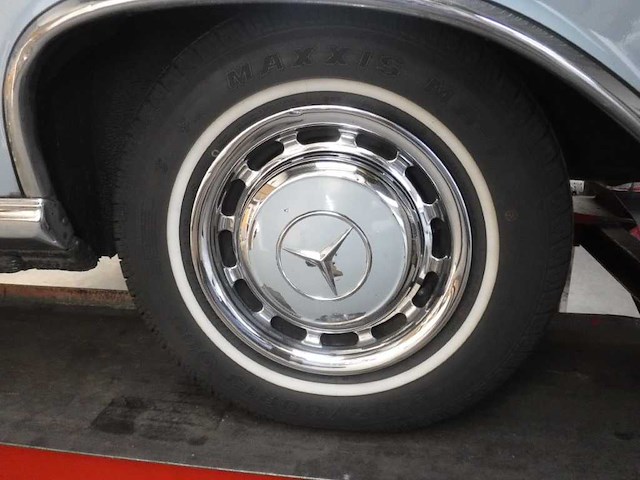 1963 mercedes-benz 220 se coupe | german classic luxury coupe - afbeelding 50 van  77