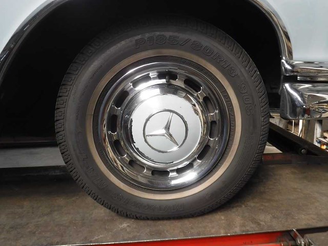 1963 mercedes-benz 220 se coupe | german classic luxury coupe - afbeelding 52 van  77