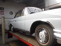 1963 mercedes-benz 220 se coupe | german classic luxury coupe - afbeelding 73 van  77