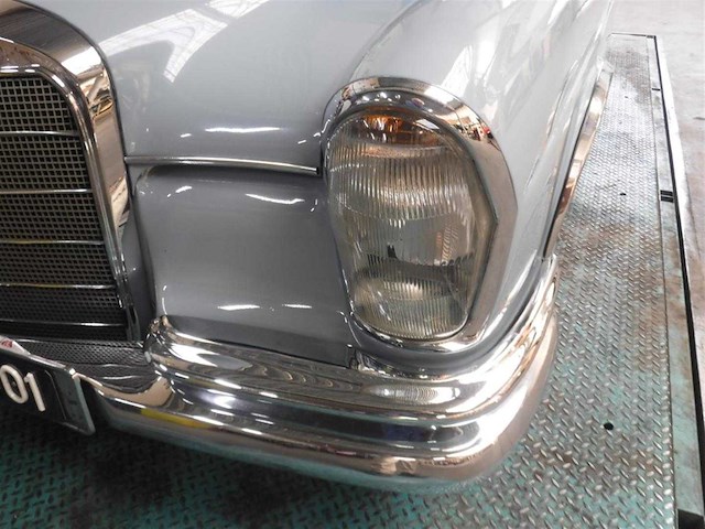 1963 mercedes-benz 220 se coupe | german classic luxury coupe - afbeelding 67 van  77