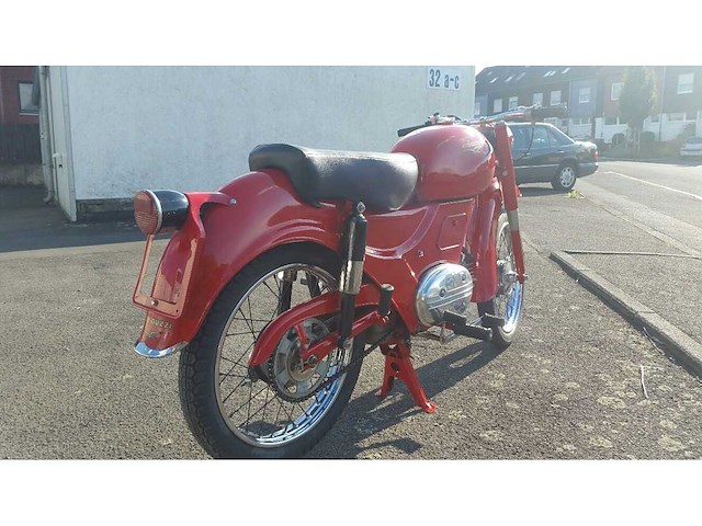 1963 moto guzzi zigolo 110 2-stroke | italian classic motorcycle - afbeelding 8 van  12