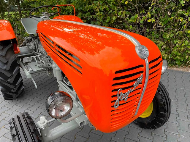 1963 steyr 188 oldtimer tractor snelgang uitvoering - afbeelding 14 van  23