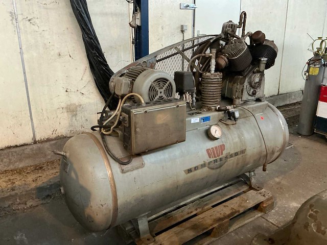 1964 alup zka700 zuigercompressor - afbeelding 1 van  13