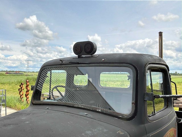 1964 commer q4 dropside lorry oldtimer vrachtwagen (uit de film captain america) - afbeelding 27 van  38