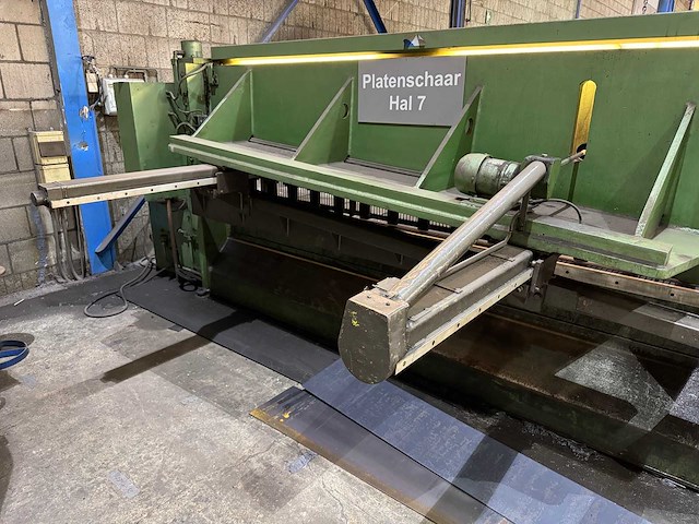1964 eht tsh 3050x10 guillotineschaar v.v. aanvoertafel 2500x2000mm - afbeelding 7 van  12