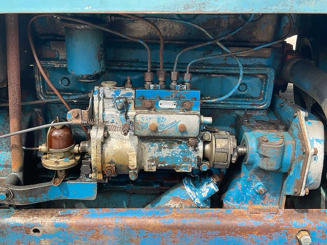 1964 fordson super major oldtimer tractor - afbeelding 4 van  18