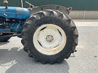 1964 fordson super major oldtimer tractor - afbeelding 7 van  18