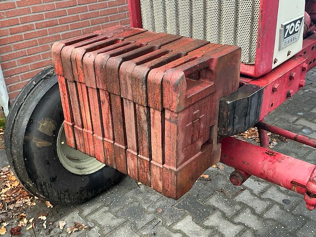 1964 international farmall 706 d tweewielaangedreven landbouwtractor - afbeelding 12 van  42