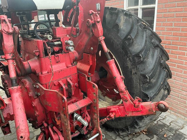 1964 international farmall 706 d tweewielaangedreven landbouwtractor - afbeelding 24 van  42