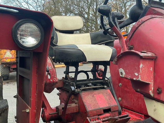 1964 international farmall 706 d tweewielaangedreven landbouwtractor - afbeelding 37 van  42