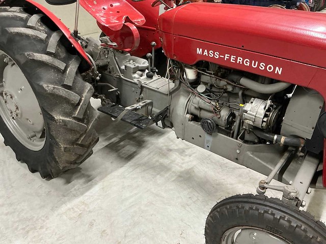 1964 massey ferguson 30 oldtimer tractor - afbeelding 4 van  19