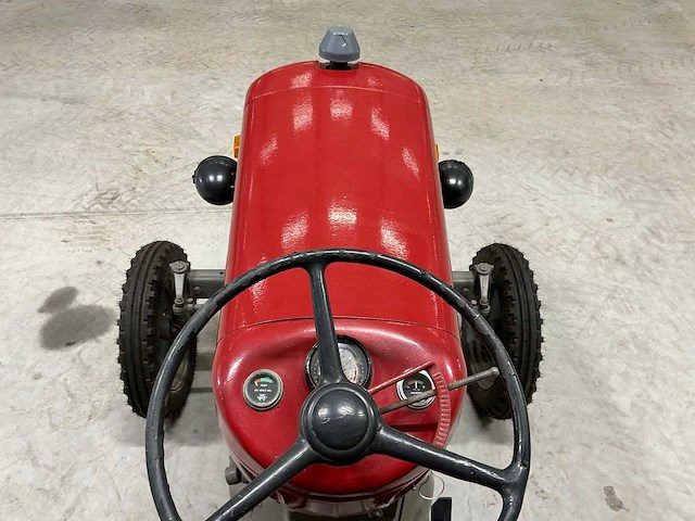 1964 massey ferguson 30 oldtimer tractor - afbeelding 7 van  19