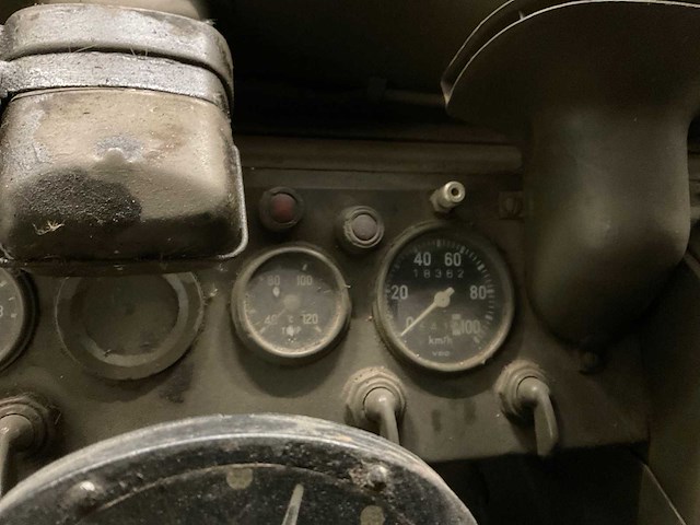 1964 militaire daimler unimog 404 “6 cilinder” - afbeelding 33 van  45