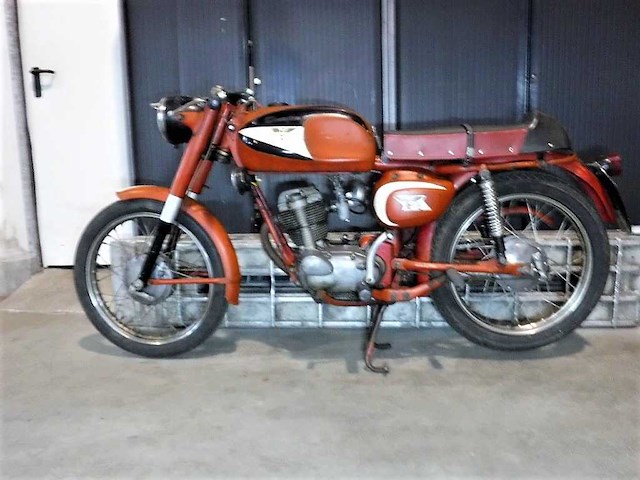 1964 moto morini 125 corsaro veloce | italian classic motorcycle - afbeelding 10 van  12
