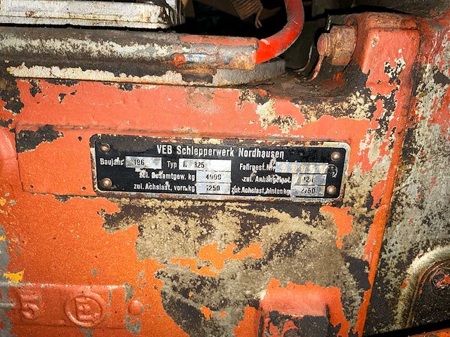 1964 veb schlepperwerk nordhausen - famulus 40 - tweewielaangedreven landbouwtractor - afbeelding 8 van  28