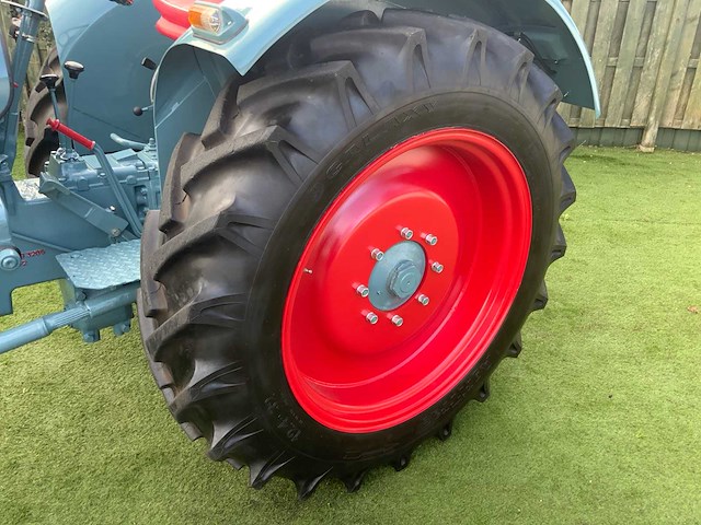 1965 eicher ea400 vierwielaangedreven oldtimer tractor - afbeelding 3 van  46
