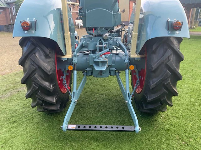 1965 eicher ea400 vierwielaangedreven oldtimer tractor - afbeelding 5 van  46
